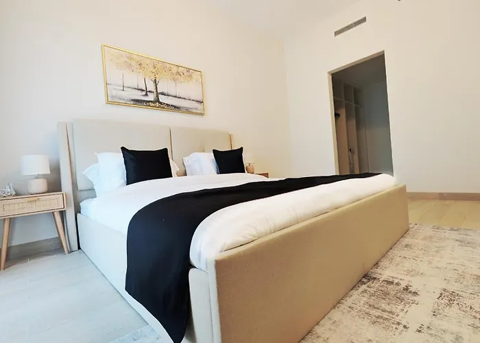 2Br Spacious Apt At Yas Island