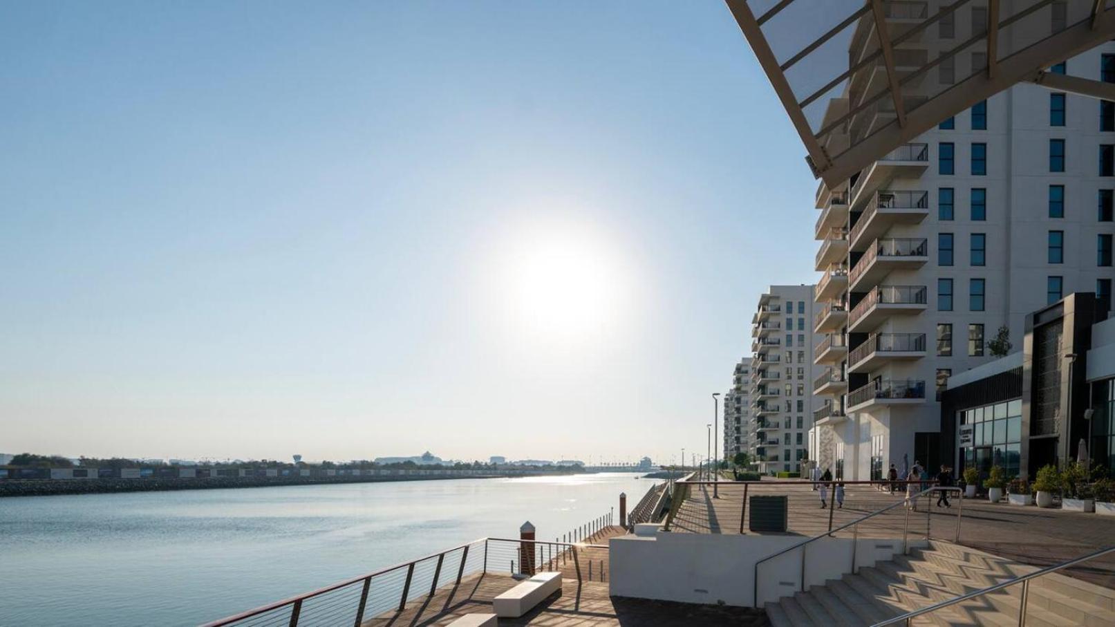 Apartment 2br Spacious At Yas Island Abu Dhabi